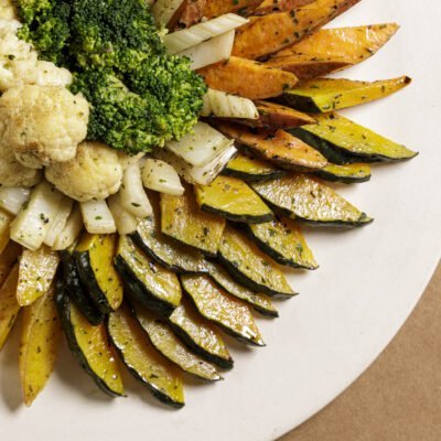 Alternative view of Legumes à La Plancha  - Acompanha Gremolata