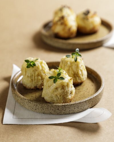 Alternative view of Petit gratin de alcachofras com Brie