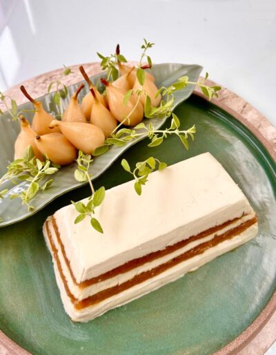 Terrine de Roquefort com mel trufado